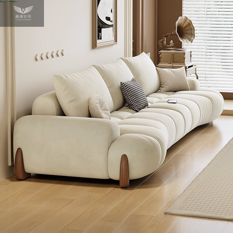 Sofá de cuero italiano minimalista moderno, sala de estar, nuevo apartamento pequeño, sofá de tela curva de estilo crema blanca para gatos