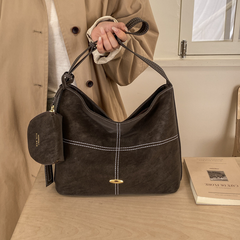 Large Women's Bag 2026 New Versatile Underarm Tote Bag Autumn and Winter Melard Commuter Crossbody Bag Brown Bag