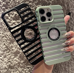 適用iphone15promax手機殼鏤空膚感散熱漏標蘋果14潮流硬殼保護套