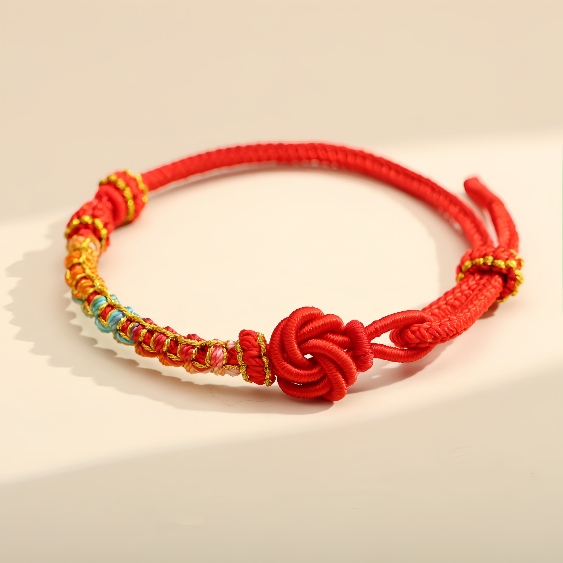Top knot (ten peach blossoms red)