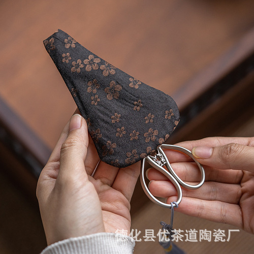 Excellent tea ceremony Chinese household small scissors, tea ceremony accessories, handmade paper scissors, stainless steel tea bags, thread scissors