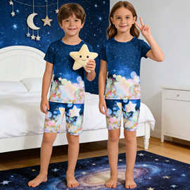 男童星空印花图案短袖短裤家居服睡衣套装