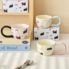 かわいい猫の大柄な陶磁器のマグカップの高い顔の値のカップルの水のコップの家庭用のコーヒーカップの女子学生の日のお土産
