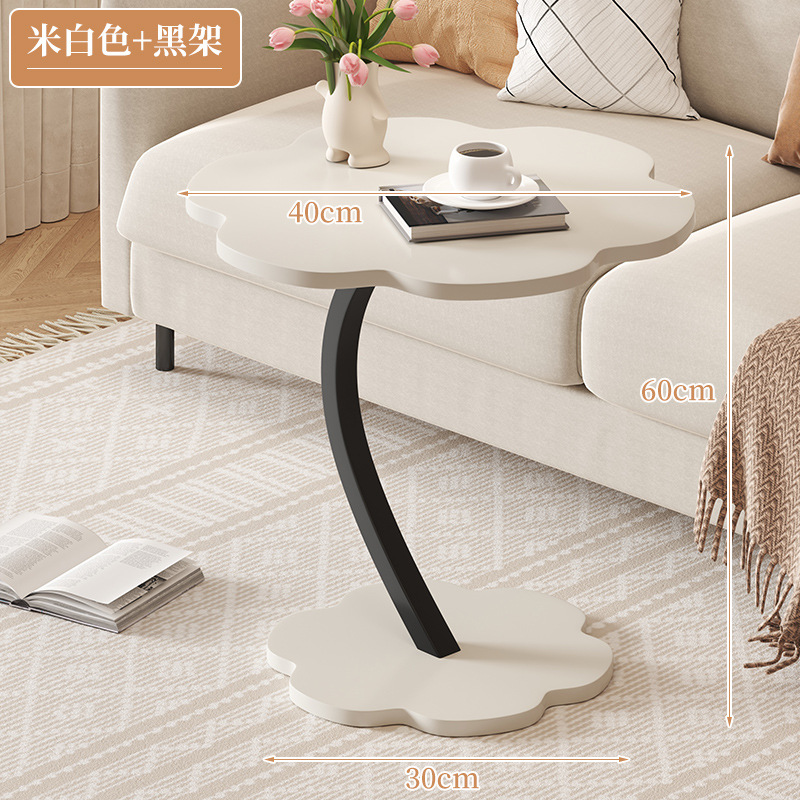 미색 + 흰색 배경 검정 프레임