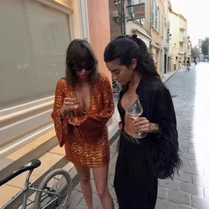 2024 Women's European and American Amazon Cross-Border Mid-Length Fashionable Sexy Slim-Fit Party Evening Dress Sequin Dress 2024 Women's European and American Amazon Cross-Border Mid-Length Fashionable Sexy Slim-Fit Party Evening Dress Sequin Dress