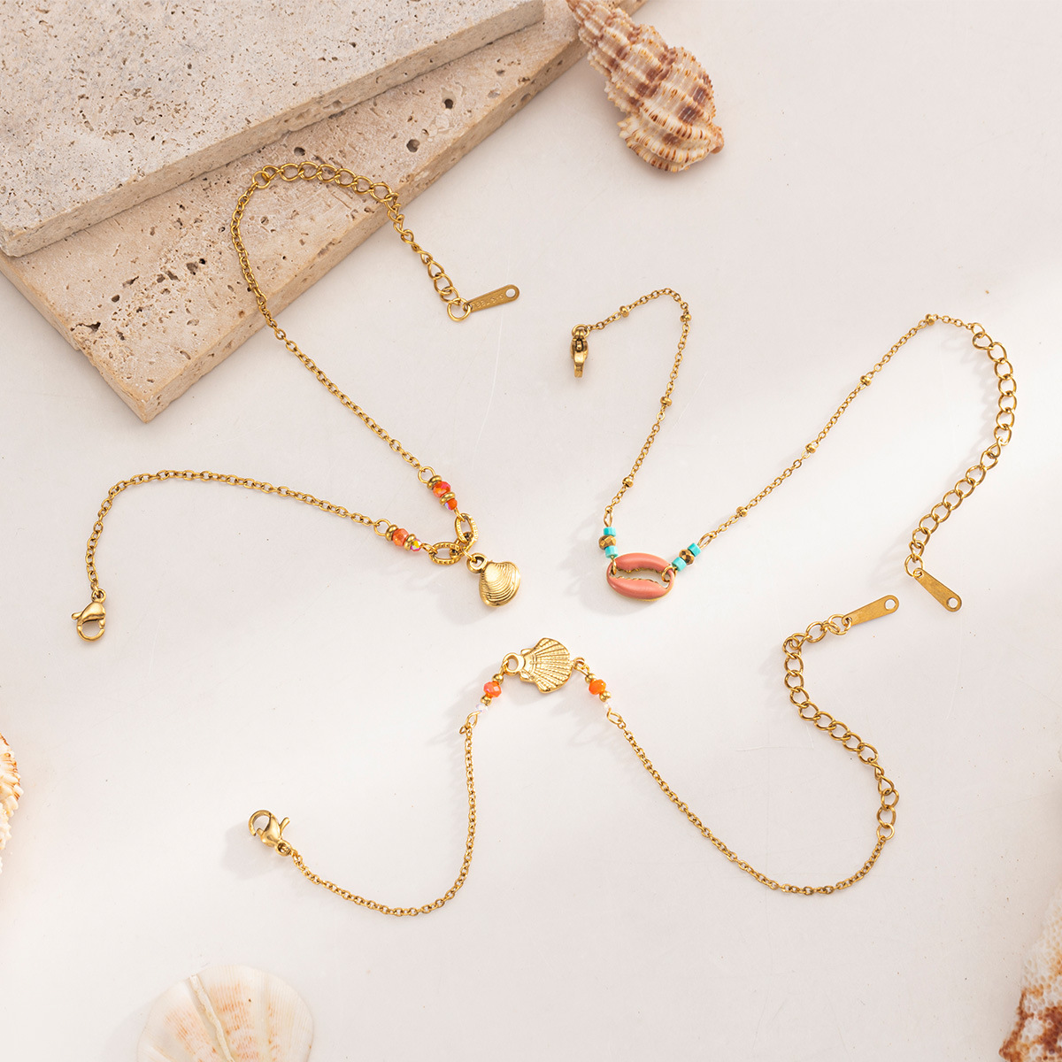 Tena Pulsera de acero inoxidable europea y americana Pulsera de acero de titanio fresca de color simple y de alto nivel Joyería de explosión transfronteriza para mujer