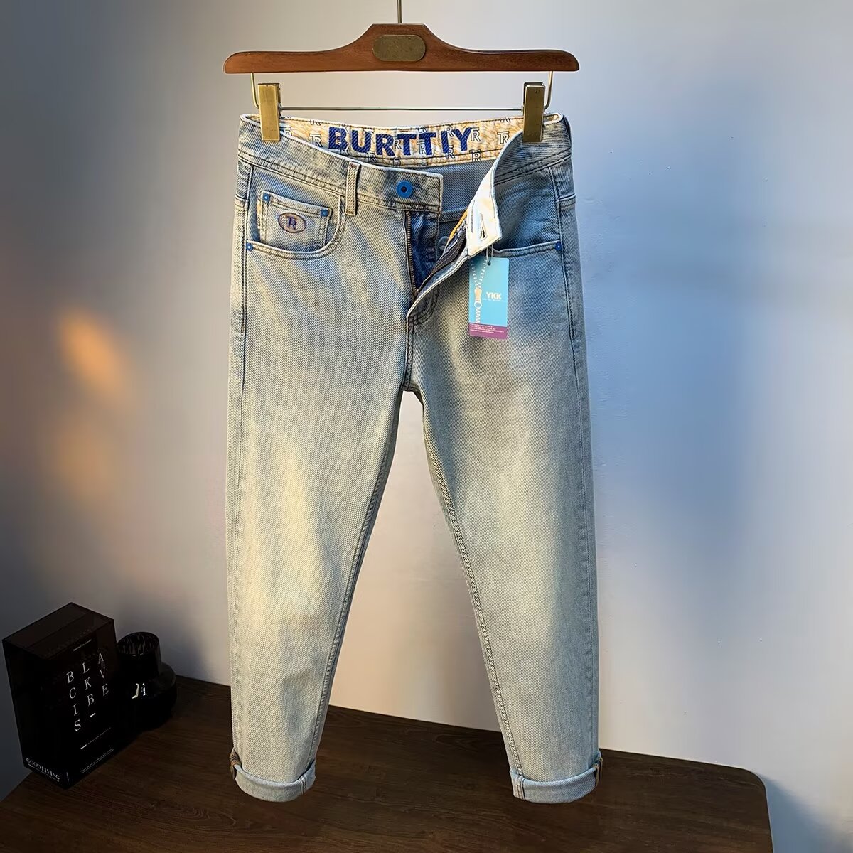 2025 Light Blue Men's Jeans, Thin Style, Urban Autumn and Winter, Small Embroidery, Mid-Waist, Slightly Stretchy, Straight-Leg Pants