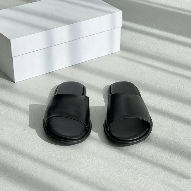 2024 Frühjahr/Sommer Neue Ther Gleiche Leder Kleine und Minimalistischen Samt Flache Unterseite Bequeme Casual frauen mopp_voghion.com