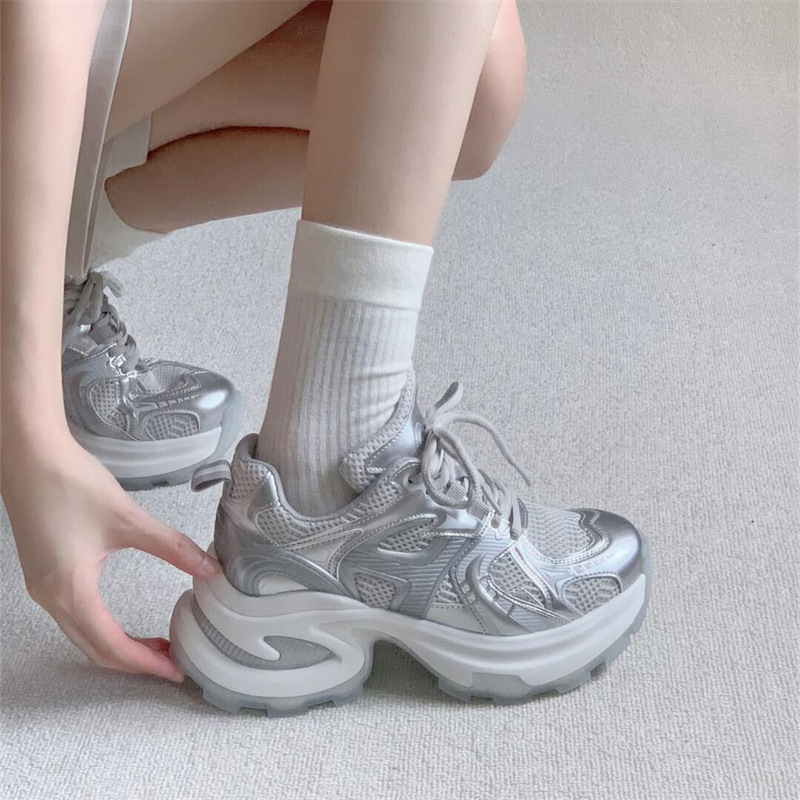 In-Stock Version ~ New Autumn Style Height-Increasing 7cm Genuine Leather Silver Dad Shoes for Women, Thick-Soled Sports Casual Shoes