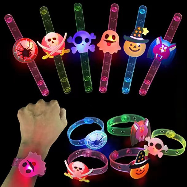 Nuevo reloj creativo de dibujos animados luminosos, pulsera intermitente, pulsera, regalo para niños, mercado nocturno, juguetes pequeños