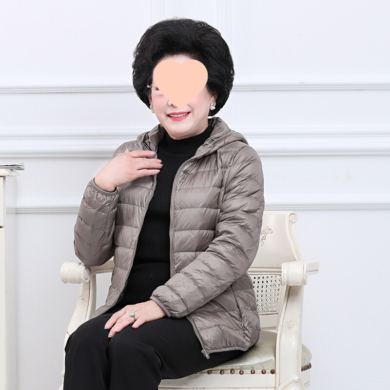 New High-End Lightweight down Jacket for Middle-Aged and Elderly Mothers Plus Size Hooded Autumn and Winter Short Young Jacket
