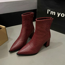 外贸跨境大码细跟尖头皮靴2025年新款时尚气质瘦瘦靴高跟时装靴女