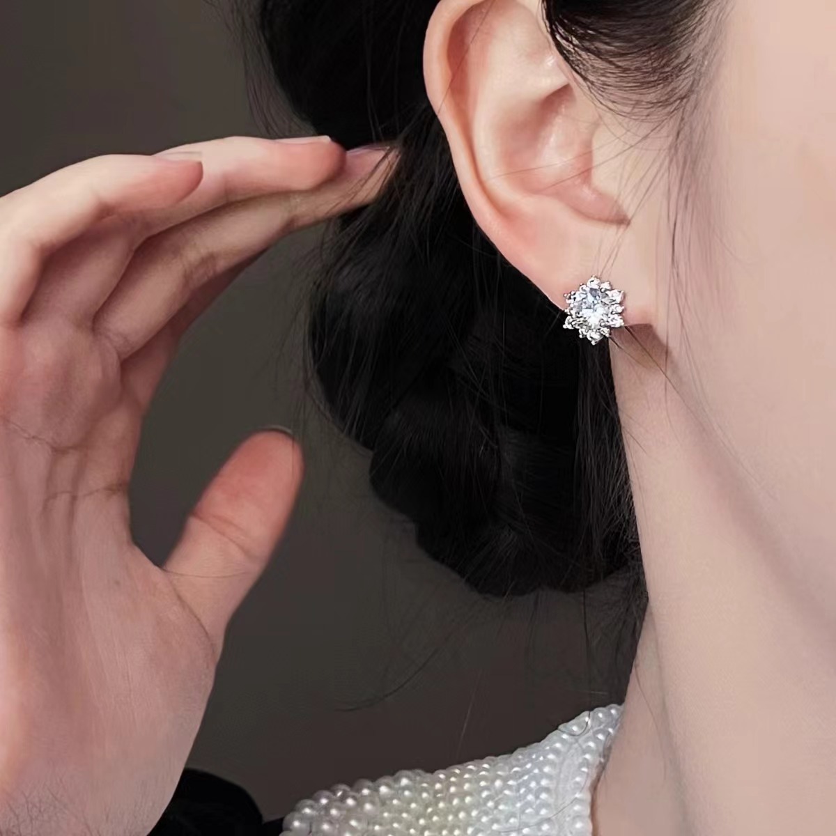 星河超閃鋯石耳釘S925銀耳針高級感小眾時尚設計氣質耳飾義烏配飾