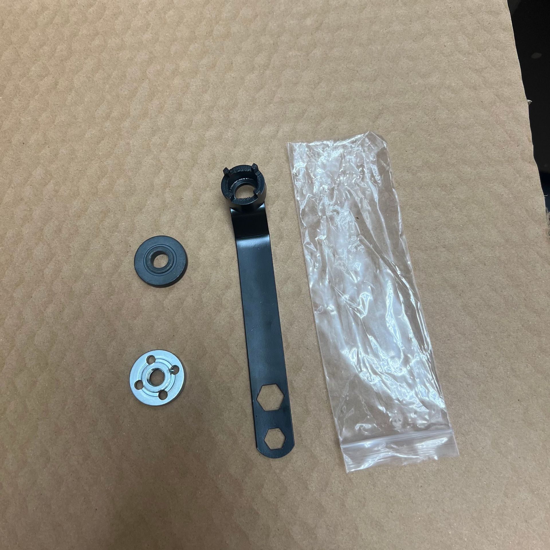 New thickened wrench, grinder adjustment accessories, four-claw angle grinder wrench, angle grinder disassembly wrench