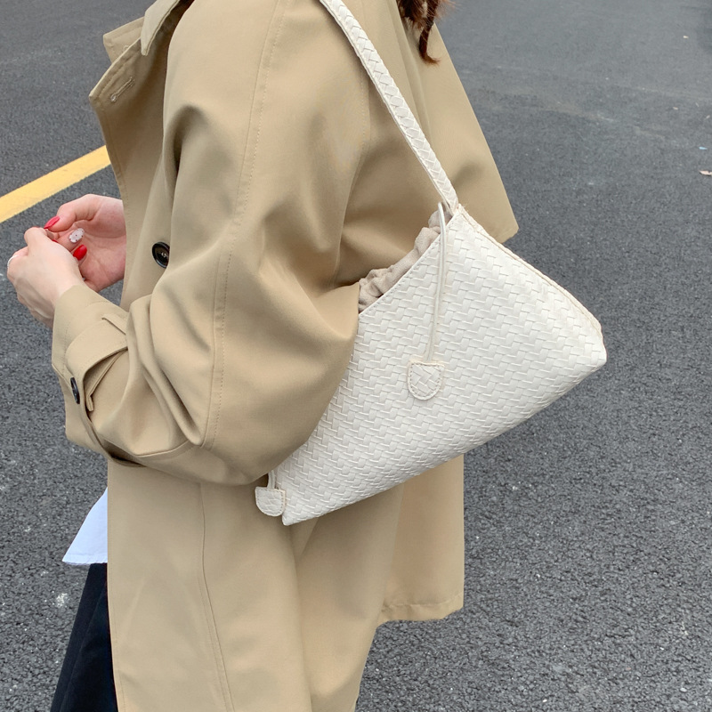 2025 New Cross-Border Niche Underarm Bag, Retro Woven Handbag, Casual Versatile Shoulder Bag With Matching Small Pouch For Women - Thumbnail 8