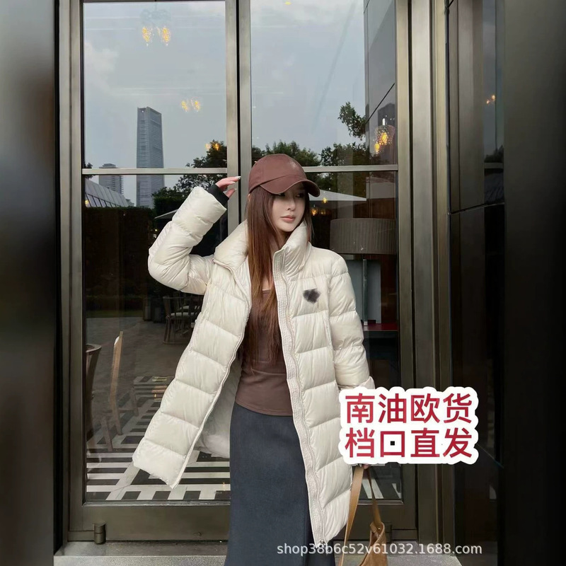 【Nanyou Weiwei High-End Women's Clothing】26 New Simple and Elegant Slim-Fit Hooded Mid-Length Down Jacket