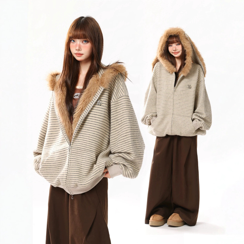 American retro striped rabbit-ear fleece-lined cardigan, new autumn/winter style, hooded, with a faux fur collar, thick outerwear for couples American retro striped rabbit-ear fleece-lined cardigan, new autumn/winter style, hooded, with a faux fur collar, thick outerwear for couples