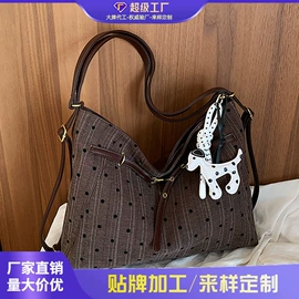 女士斜挎包;女士单肩包;女士双肩包