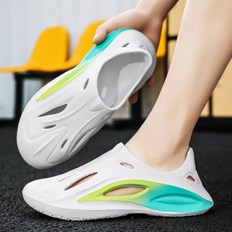 Zapatos con agujeros para parejas, suela suave de verano, sandalias deportivas de coco, hombres y mujeres usan zapatillas ligeras en la playa