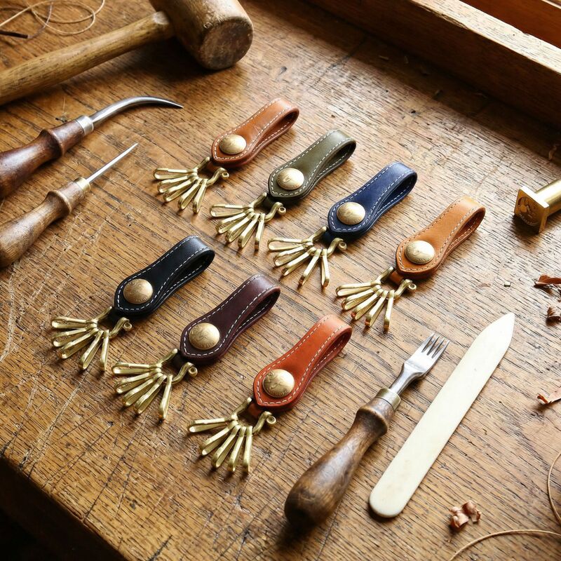 Handmade Vegetable Tanned Cowhide Keychain Men's Simple Top Layer Genuine Leather Pure Copper Hardware Waist Cloth Keychain