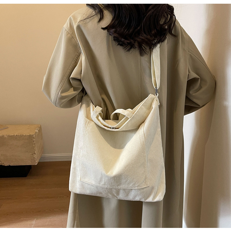 New Korean-style simple large-capacity handbag, casual corduroy single-shoulder bag, versatile travel light crossbody bag wholesale undefined