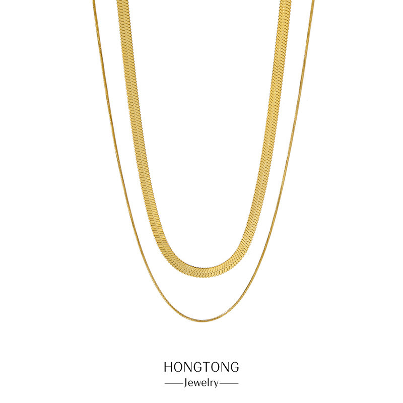 Europe and the United States do not fade 18k necklace do not fade titanium steel necklace men and women Joker ins style Cuban chain snake chain wholesale