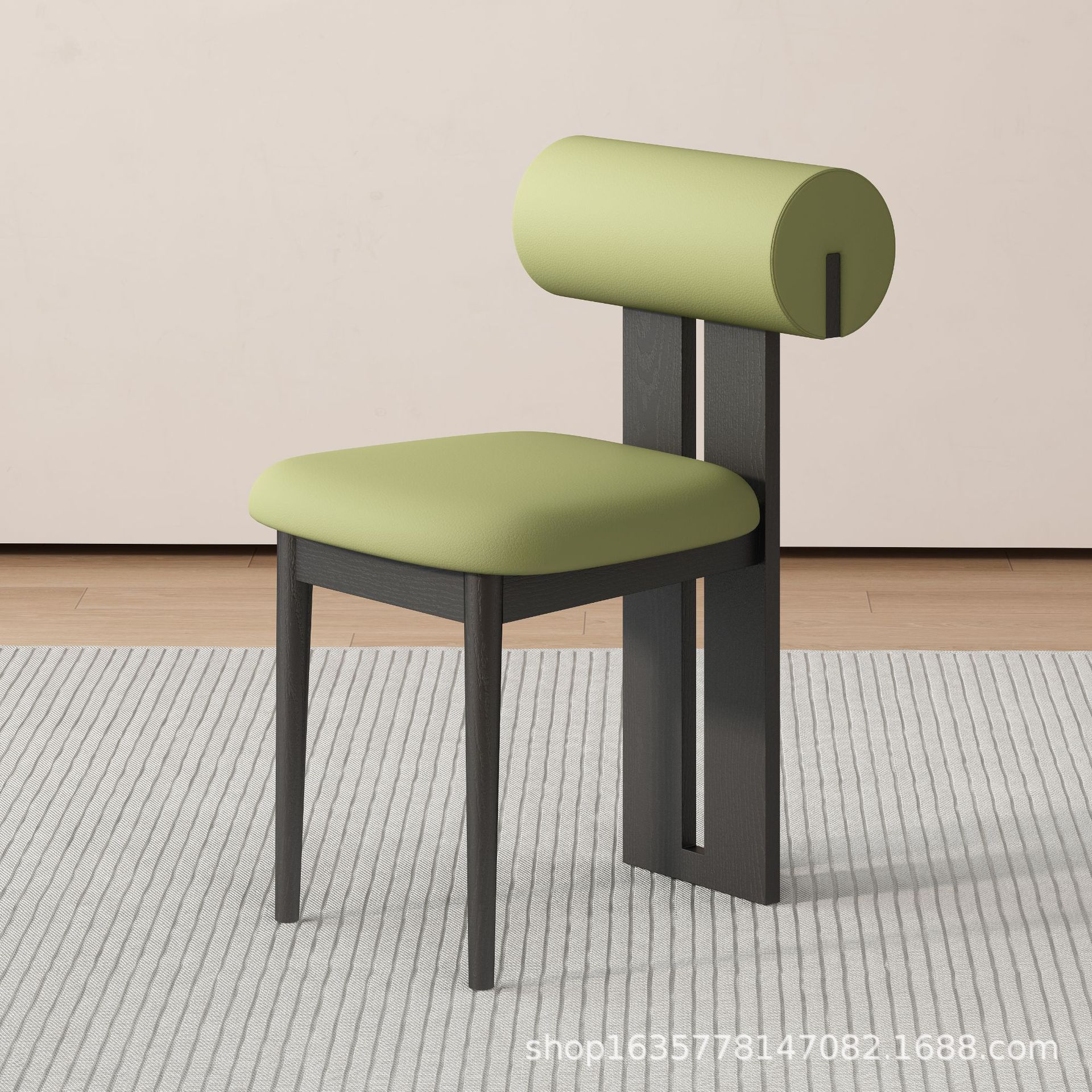 Silla de comedor de madera maciza medieval francesa retro silla de respaldo doméstica diseñador nórdico silla de hipopótamo casual fábrica de origen