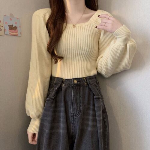 French square neck red sweater for women with foreign style and autumn and winter new knitted base shirt with design and niche bubble sleeves
