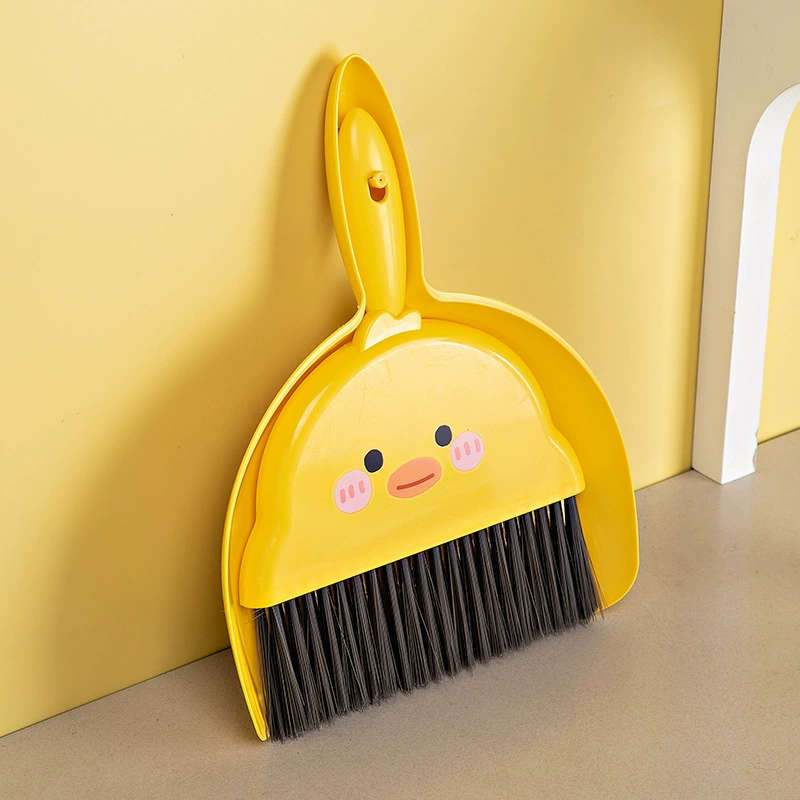 B.Duck, table brush, laptop, keyboard, broom, dustpan, set