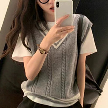 26秋冬学院风v领纯羊毛针织马甲女欧货羊绒毛衣坎肩叠穿减龄上衣