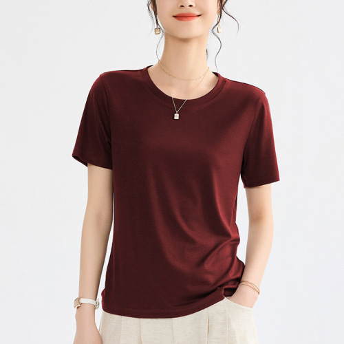 Solid-color crewneck short-sleeve T-shirt for women, 2025 summer collection—fitted, lightweight, and cool-feeling top with a regular shoulder design.