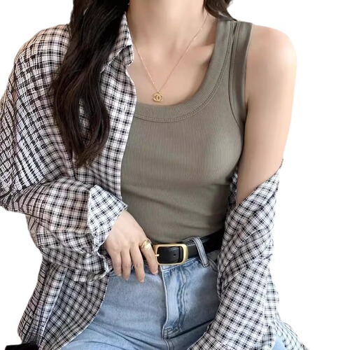 Korean wide shoulder strap anti-exposure vest women's summer wear that covers the breasts and wears a base layer top with a slim fit