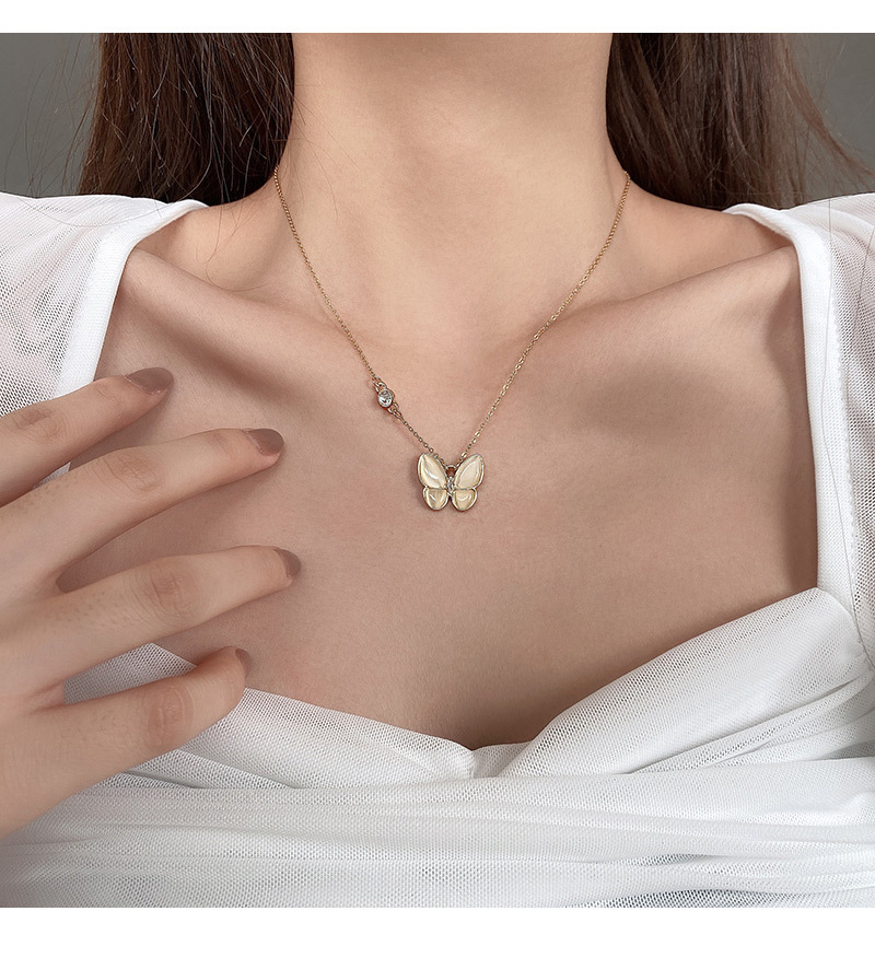 fashion Butterfly shape inlaid rhinestone Opal Titanium Necklace