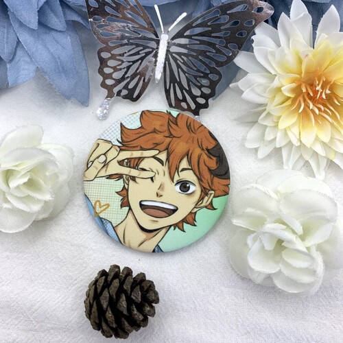 Volleyball boys Hinata Shoyo and Kawa Tetsu, Tsukishima Hotaru anime peripheral badges, badges, tinplate