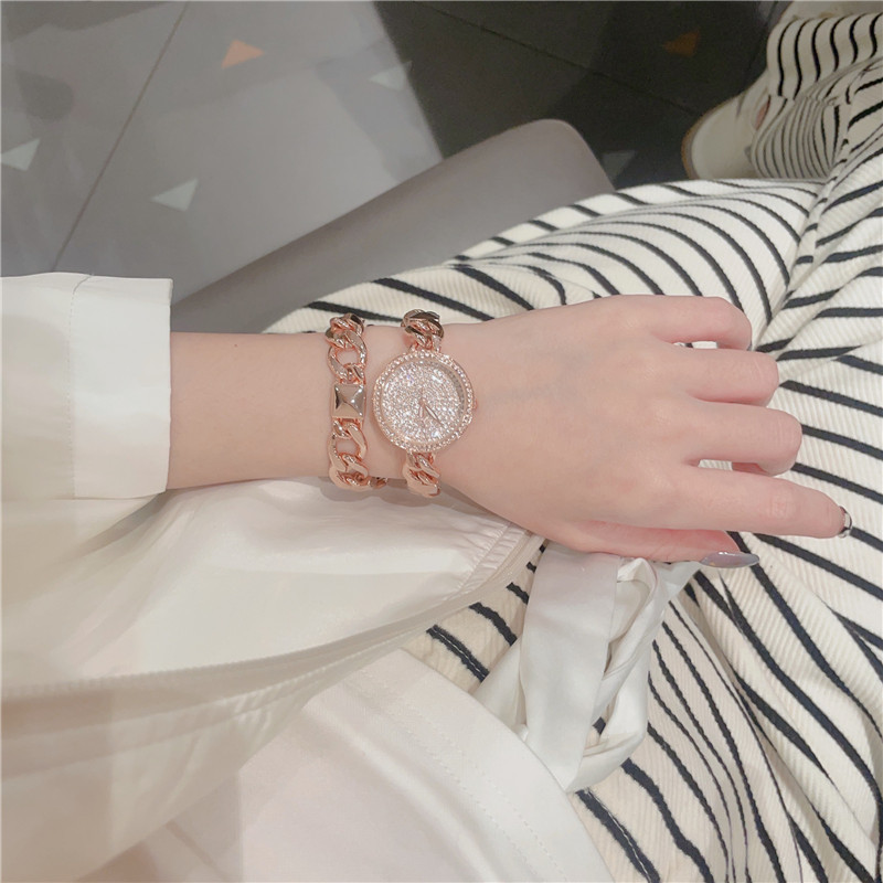 Quartz Movement Retro Classic Style Solid Color Jewelry Buckle Quartz Watch