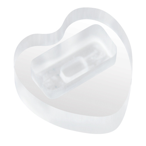 Double-hole kazoo special heart-shaped stand acrylic crystal venue store counter photography display stand and other wholesale