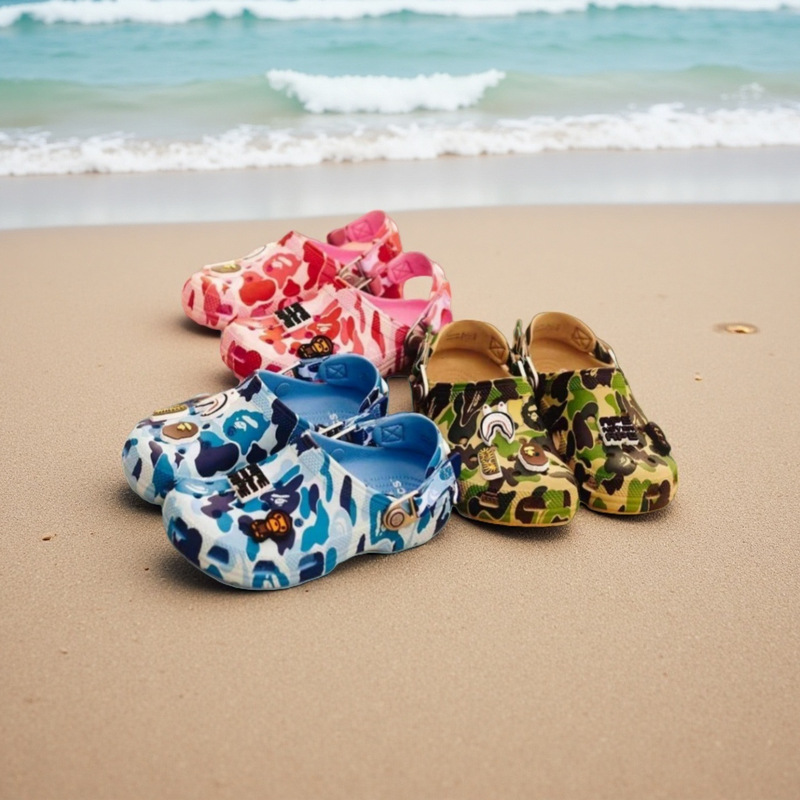 New Co-Branded Beipu Children's Clogs for Men and Women, Casual Sandals and Slippers, Summer Non-Slip Soft-Soled Outer Beach Shoes