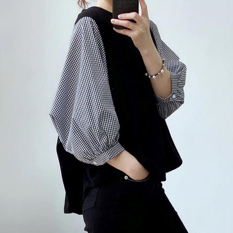 Good Quality 2026 Summer New Women's Chic Round Neck Top Stylish Loose Retro Short-Sleeved T-Shirt