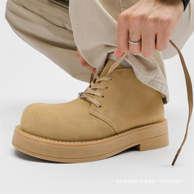 2024 새로운 스타일의 큰 발가락 신발 남성 두꺼운 밑창 높은 마틴 부츠 복고풍 작업복 짧은 부츠 가죽 하이 탑 캐주얼 가죽 신발