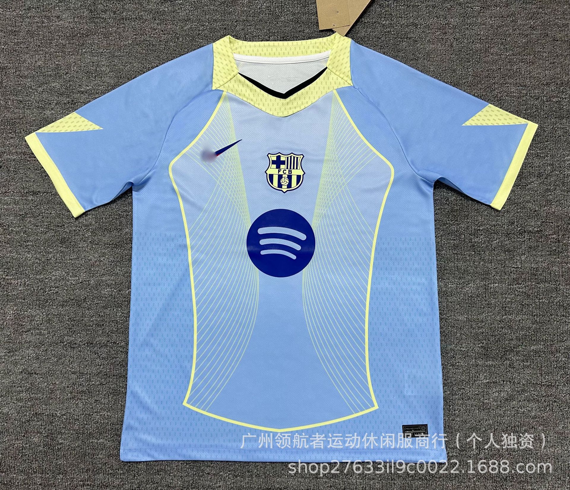 25-26 Fabricante especial de ropa de fútbol venta directa de una camiseta de malla camiseta de mangas cortas ropa de fútbol deportiva