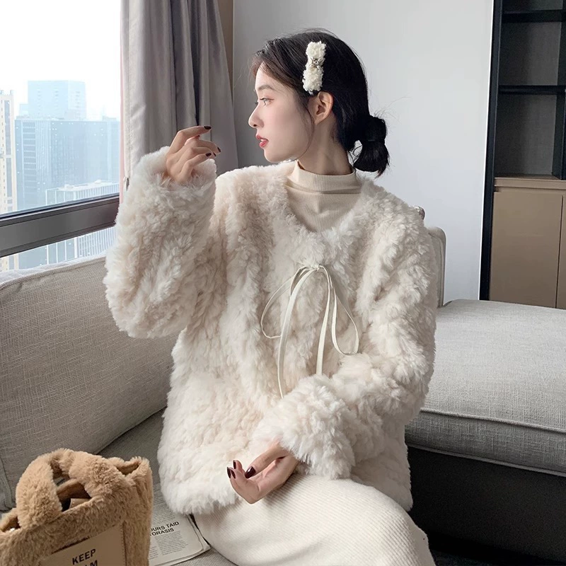 Короткая бархатная демисезонная пуховая куртка, стиль Chanel