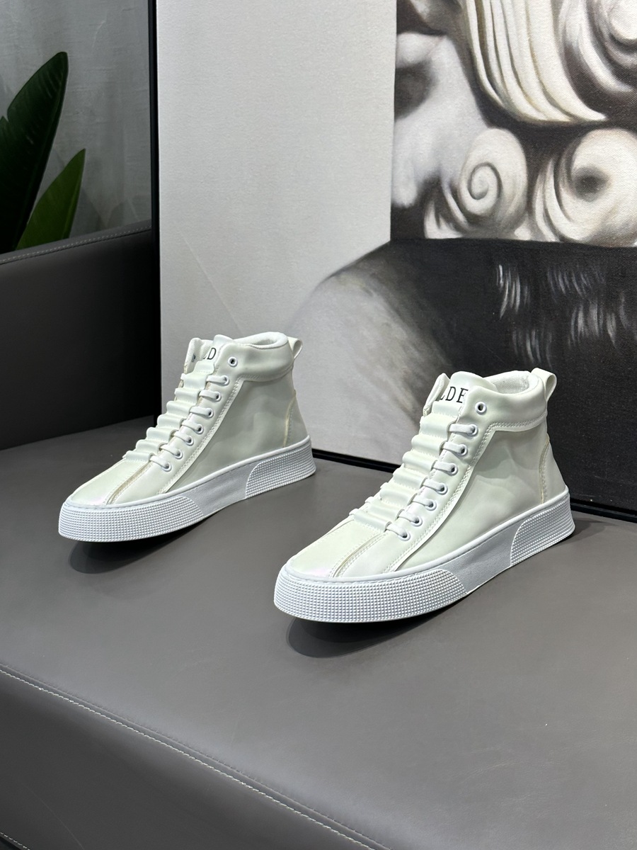 Men's High Top Sneakers Versatile Soft Sole Casual White Shoes_voghion.com