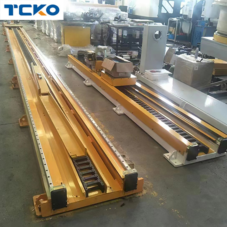 重型焊接机器人地轨轨道机器人行走第七轴地轨行走工业机器人滑轨