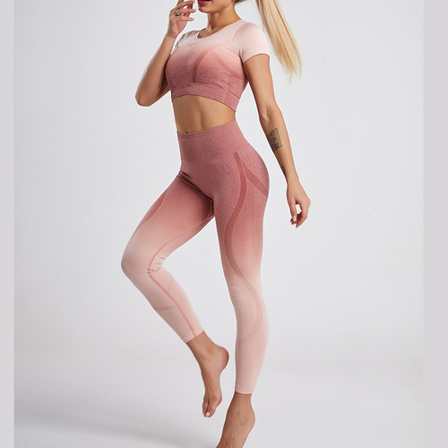 Cross-border European and American-style ombre gradient seamless yoga wear set for women: tight-fitting mesh-lined sports vest paired with fitness apparel