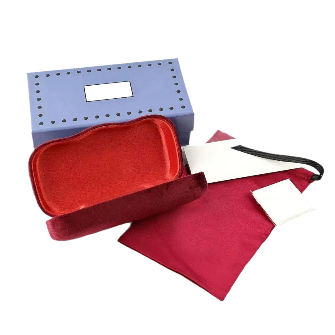 新しいGMサングラスケース、高品質凱旋門メガネケース、包装箱、ヤング・ツリーズ風フェイクシャネル風CD