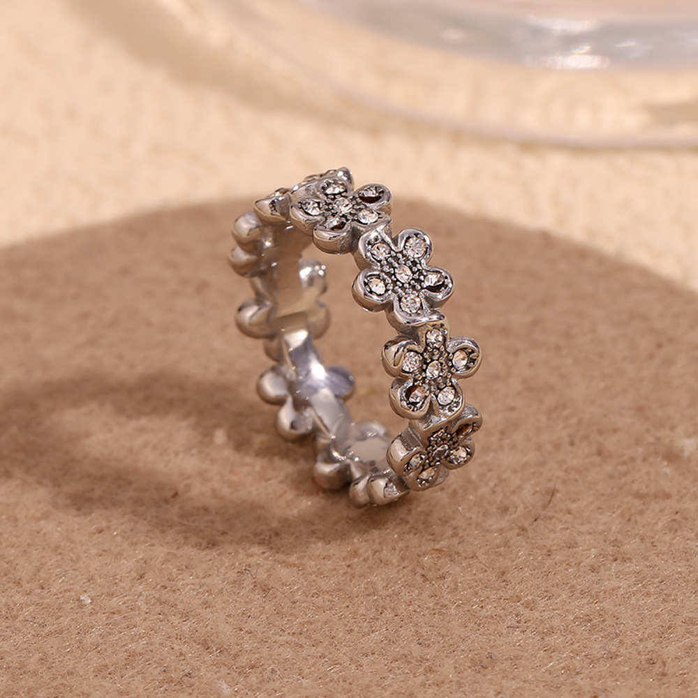 Full Diamond Inlaid Flower Stainless Steel Ring