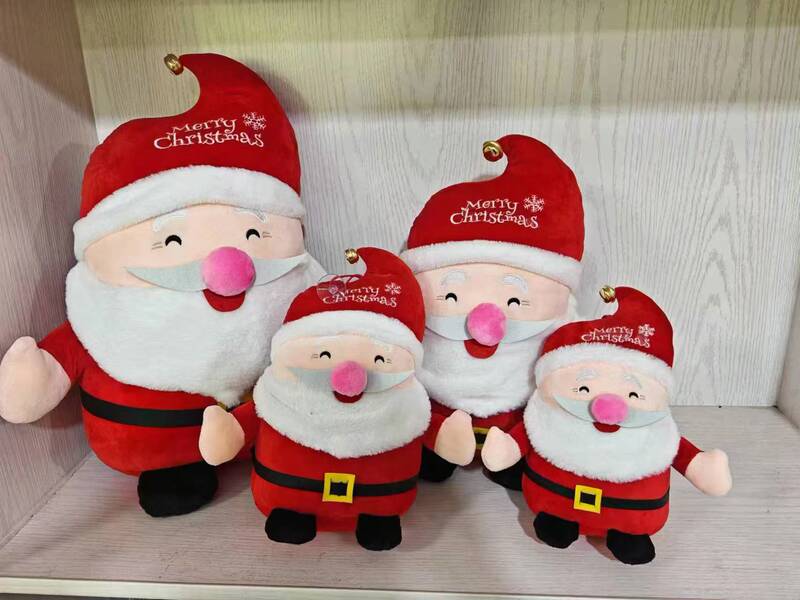 冬の新型クリスマスシリーズの雪だるまのぬいぐるみのヘラジカの漫画の人形のクリスマスツリーの置物|undefined
