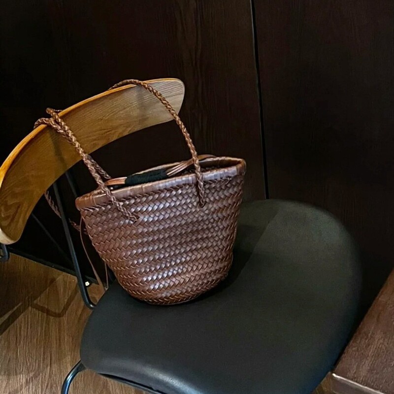 Handmade Genuine Leather Woven Basket Tote Bag for Women, High-End Fashion Commuter Shoulder Bag, Underarm Bag, Bucket Bag