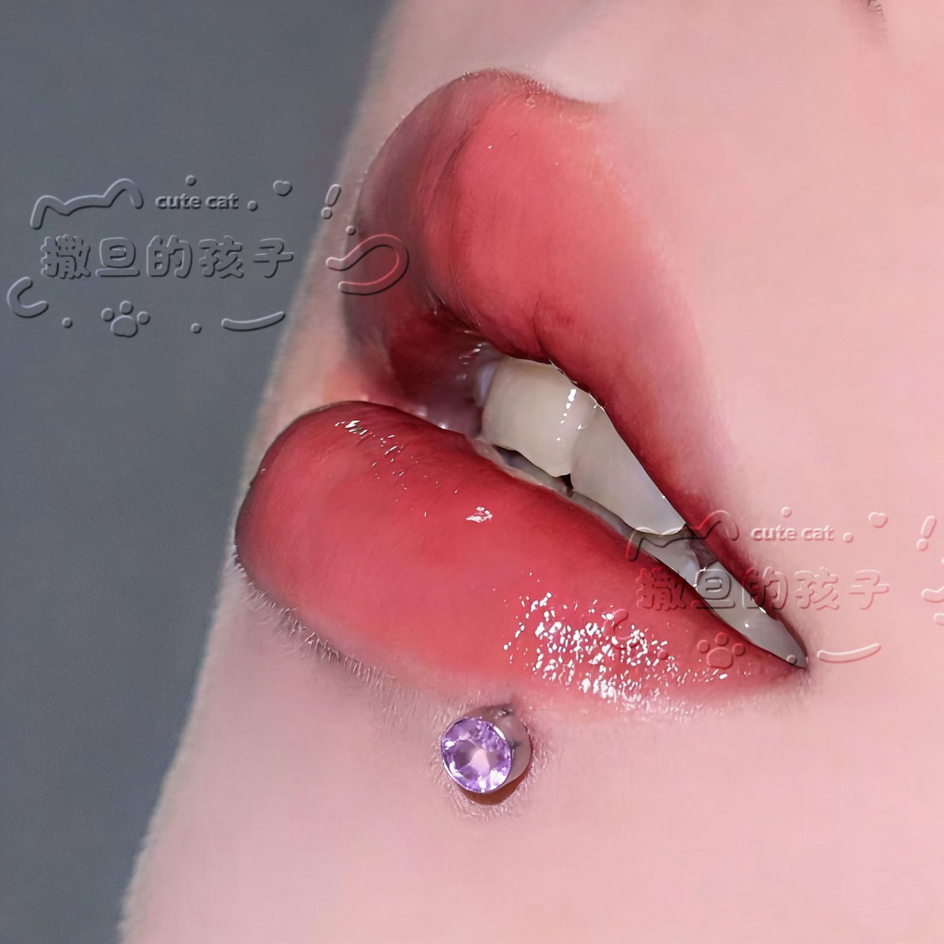 Silver pointed spike labret stud material detail
