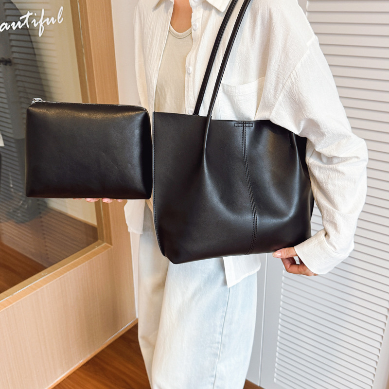 Commuting Tote Bag Large Capacity 2025 New Style Handheld Fashion Commuter Shoulder Underarm Versatile Bucket Bag